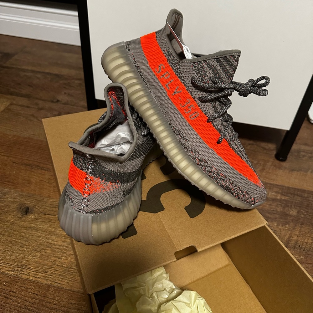 Yeezy Boost 350 V2